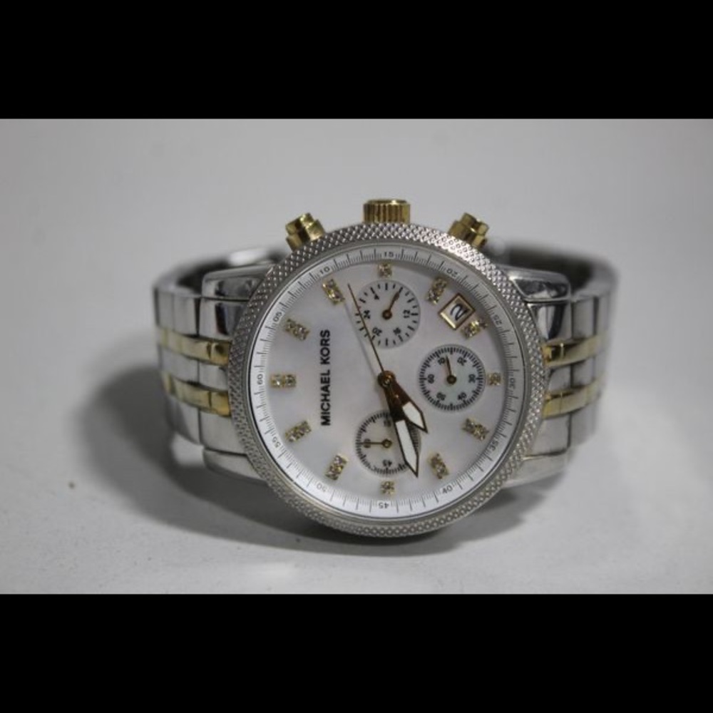 Women Michael Kors watch